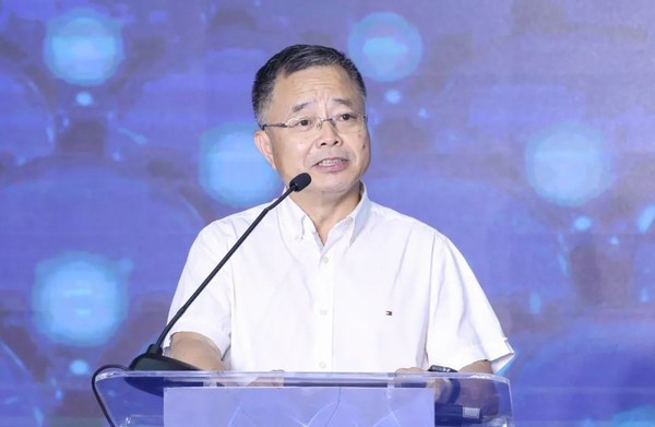 中國科學(xué)院院士、東南大學(xué)附屬中大醫(yī)院院長滕皋軍