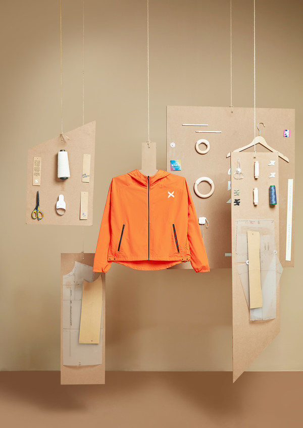 特步100%聚乳酸風(fēng)衣 特步100%聚乳酸風(fēng)衣