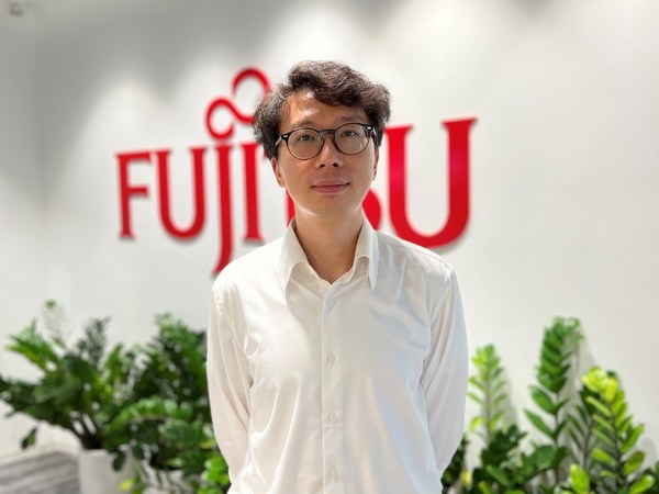 富士通(中國)信息系統(tǒng)有限公司制造業(yè)解決方案本部副總經(jīng)理 張悅 富士通(中國)信息系統(tǒng)有限公司制造業(yè)解決方案本部副總經(jīng)理 張悅