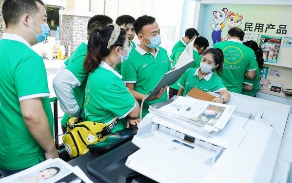 富士ApeosPro C750 for Photo 影像級碳粉打印機(jī)現(xiàn)場運(yùn)行演示 富士ApeosPro C750 for Photo 影像級碳粉打印機(jī)現(xiàn)場運(yùn)行演示