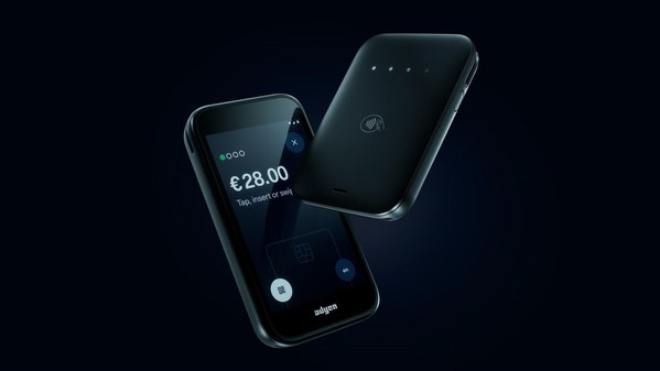 Adyen發(fā)布自主設(shè)計支付終端設(shè)備AMS1(左)與NYC1(右) Adyen發(fā)布自主設(shè)計支付終端設(shè)備AMS1(左)與NYC1(右)