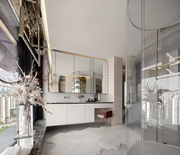 凸顯藝術(shù)感與功能性的盥洗區(qū)域設(shè)計(jì)，為一成不變的洗梳空間妝點(diǎn)立體樣貌