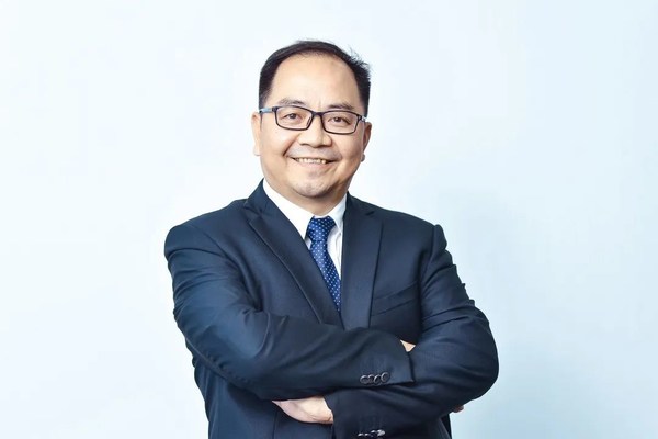 韋斌生 DEKRA德凱中國(guó)認(rèn)證與業(yè)務(wù)保障總經(jīng)理 韋斌生 DEKRA德凱中國(guó)認(rèn)證與業(yè)務(wù)保障總經(jīng)理