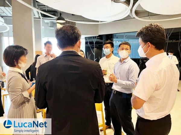 /圖片信息:沙龍討論/ /圖片信息:沙龍討論/