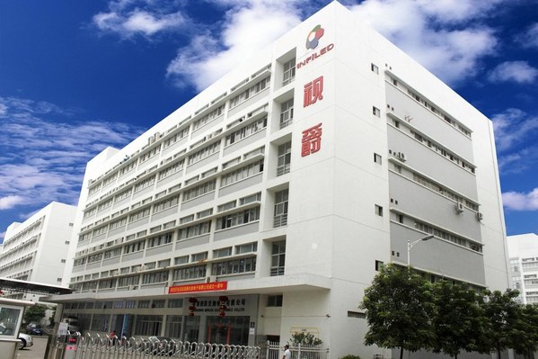 視爵光旭xR顯示屏助力VICUTU時裝秀與