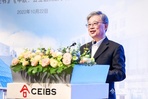 朱曉明教授主持授課 朱曉明教授主持授課