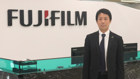 富士膠片中國區(qū)生命科學(xué)業(yè)務(wù)負(fù)責(zé)人 鈴木峰彥先生 富士膠片中國區(qū)生命科學(xué)業(yè)務(wù)負(fù)責(zé)人 鈴木峰彥先生