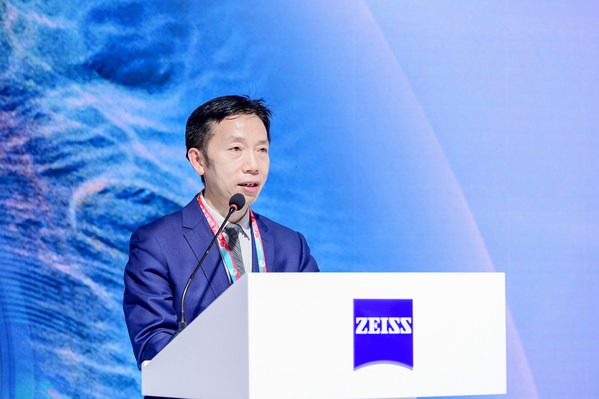 復旦大學附屬眼耳鼻喉科醫(yī)院院長周行濤教授