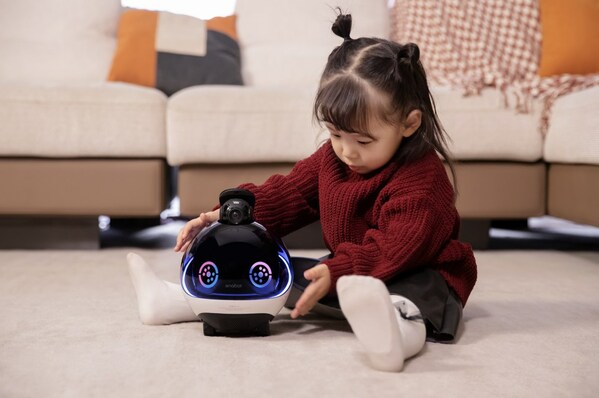 Enabot EBO X家庭守護(hù)機(jī)器人正式發(fā)布，榮獲2023年CES