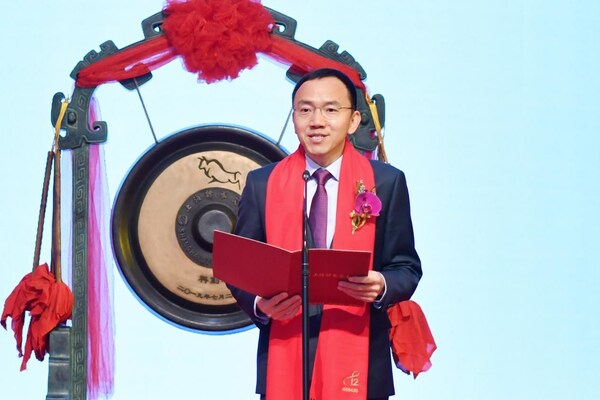 英方軟件董事長(zhǎng)兼CEO胡軍擎致辭