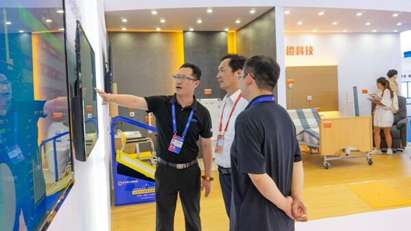 第7屆中國--南亞博覽會于云南昆明舉辦 小橙集團特裝參展