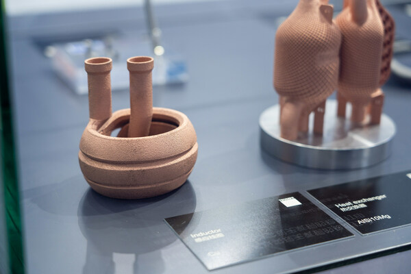 通快展出的純銅3D打印電感線圈 通快展出的純銅3D打印電感線圈