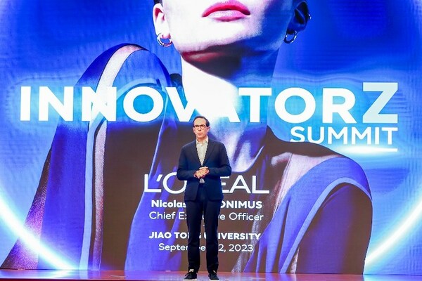 歐萊雅集團CEO葉鴻慕發(fā)表主題演講
