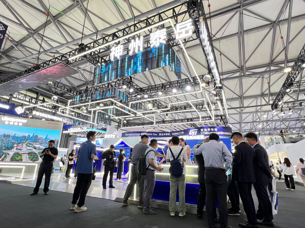 AI FOR FUTURE，神州泰岳攜AI技術(shù)與通信產(chǎn)品深度融合成果亮相2024 MWC上海