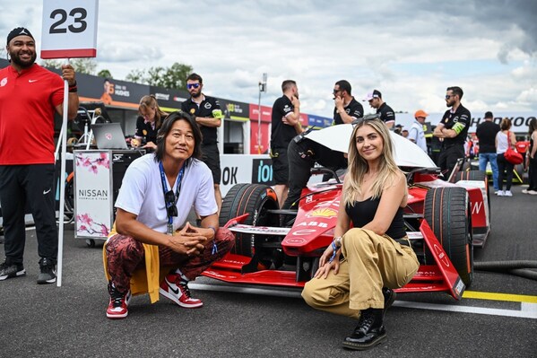 《速度與激情》成康和艾米莉亞·哈特福德齊聚2024FE電動(dòng)方程式波特蘭現(xiàn)場(chǎng) 《速度與激情》成康和艾米莉亞·哈特福德齊聚2024FE電動(dòng)方程式波特蘭現(xiàn)場(chǎng)