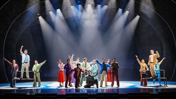 原創(chuàng)音樂(lè)劇《對(duì)鳥(niǎo)》在杭首演 原創(chuàng)音樂(lè)劇《對(duì)鳥(niǎo)》在杭首演