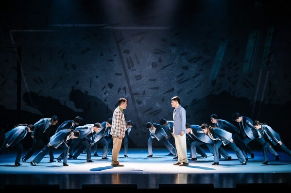 原創(chuàng)音樂(lè)劇《對(duì)鳥(niǎo)》在杭首演 原創(chuàng)音樂(lè)劇《對(duì)鳥(niǎo)》在杭首演