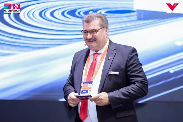 創(chuàng)新不止，定義