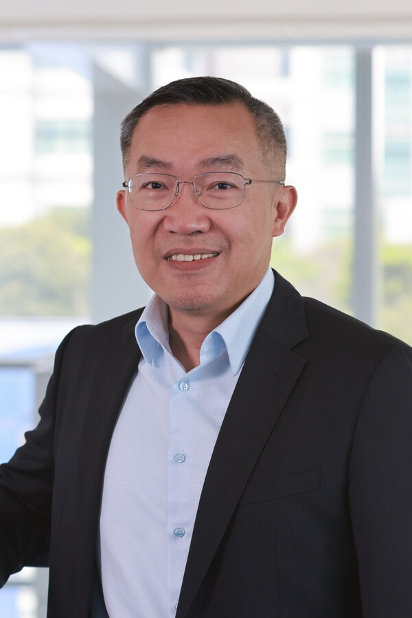 神雲(yún)科技總經(jīng)理黃承德(Rick Hwang)務(wù)實(shí)帶領(lǐng)神雲(yún)科技全體員工，跨出品牌整合工程的第一步，并于2024年10月1日實(shí)現(xiàn)MiTAC品牌整合。黃承德(Rick Hwang)表示，對(duì)通路客戶的承諾始終不變，我們將透過(guò)一致性的品牌提供最佳解決方案，彰顯MiTAC卓越的品牌價(jià)值，做到客戶服務(wù)全面升級(jí)。