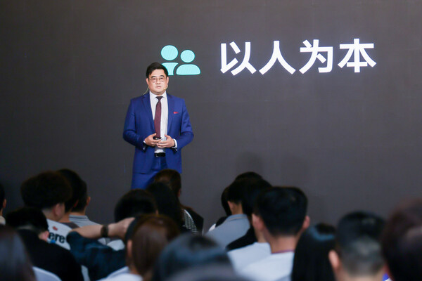 T&Uuml;V萊茵大中華區(qū)電子電氣產(chǎn)品服務副總裁楊佳劼