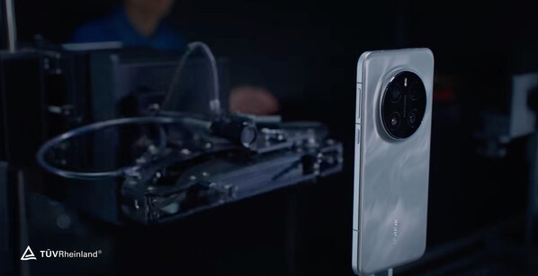 榮耀Magic 7系列手機(jī)通過T&Uuml;V萊茵全局護(hù)眼4.0認(rèn)證