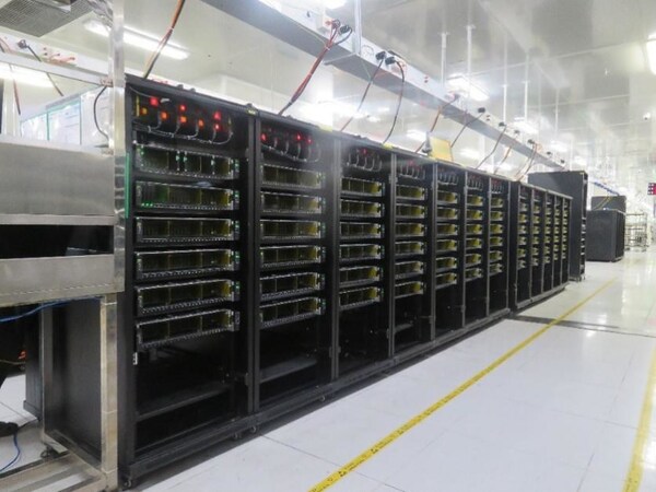 憶聯(lián)企業(yè)級(jí)測試開發(fā)平臺(tái)