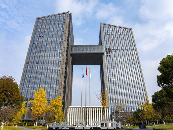 中控技術(shù)全面接入DeepSeek大模型，AI雙子星閃耀工業(yè)領(lǐng)域