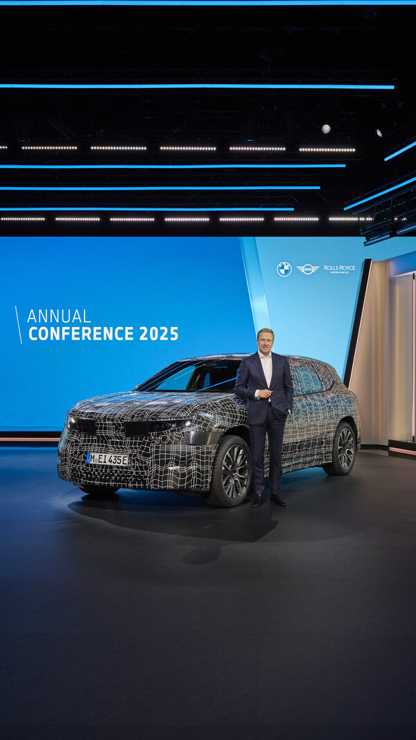 寶馬集團(tuán)董事長(zhǎng)齊普策