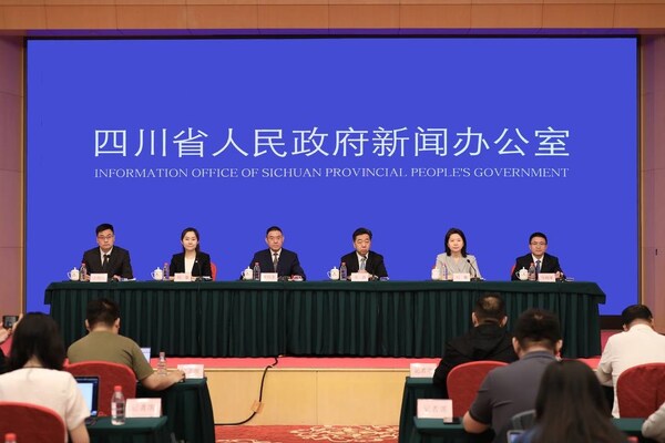 5月13日，四川省政府新聞辦在北京舉行第二十屆中國西部國際博覽會新聞發(fā)布會