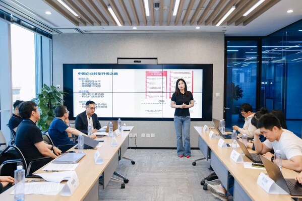 IBM大中華區(qū)科技事業(yè)部車庫創(chuàng)新團(tuán)隊經(jīng)理 張珣