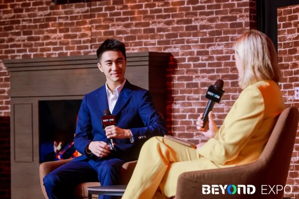 星競(jìng)威武集團(tuán)CEO、澳門電子競(jìng)技總會(huì)會(huì)長(zhǎng)何猷君出席體育科技論壇