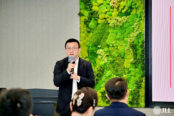 AI破局 資管升級 |