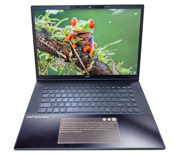 元太科技宣布運用Intel? Smart Base技術、Intel? Innovation Platform Framework（Intel? IPF） 生態(tài)系統(tǒng)與Intel?  AI Assistant Builder 的科技，打造電子紙創(chuàng)新應用，推出嶄新的筆記本電腦電子紙觸摸板方案