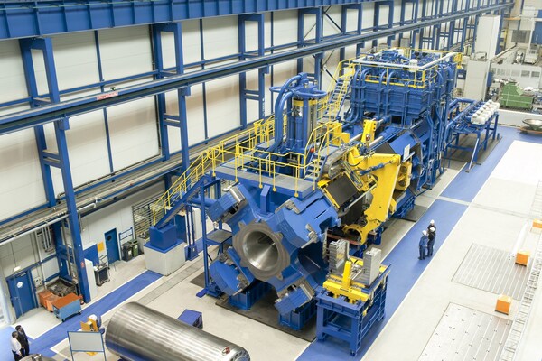 西馬克集團(tuán)鋁擠壓機(jī) 西馬克集團(tuán)鋁擠壓機(jī)