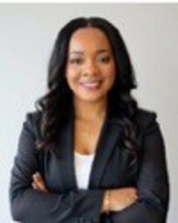 亞馬遜云科技專業(yè)服務(wù)與Agentic AI副總裁Francessca Vasquez 亞馬遜云科技專業(yè)服務(wù)與Agentic AI副總裁Francessca Vasquez