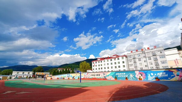 百事可樂正式揭幕“渴望燎原計劃”，“百事酷寶”賦能鄉(xiāng)村教育，科技星火點燃未來渴望