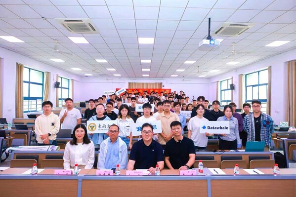 大模型實(shí)訓(xùn)營開營 浪潮信息攜手東南大學(xué)開啟AI+X人才培養(yǎng)新模式