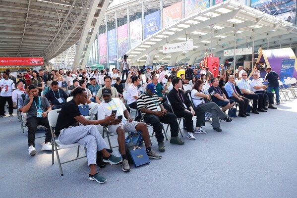 SGS參與的廣交會(huì)全屋智能家電專(zhuān)場(chǎng)新產(chǎn)品發(fā)布會(huì)現(xiàn)場(chǎng)一覽