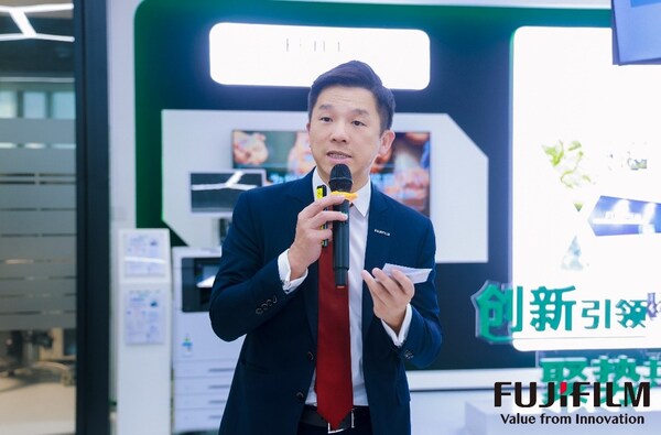 富士膠片商業(yè)創(chuàng)新（香港）有限公司董事總經(jīng)理陳偉明