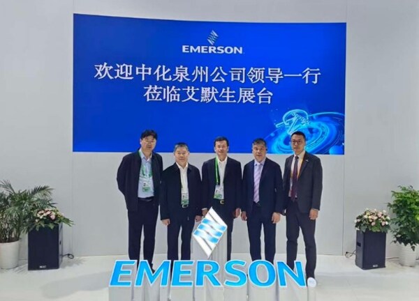 自動化網(wǎng)總經(jīng)理朱霆進博會考察軟硬協(xié)同與跨界融合新路徑，深入解讀自動化科技新趨勢