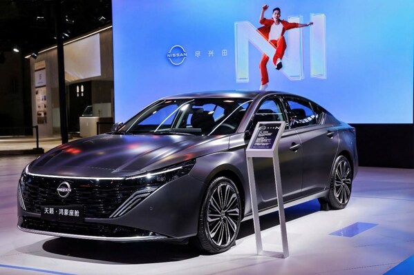 天籟&middot;鴻蒙座艙是全球首款搭載華為鴻蒙座艙的燃油車