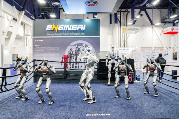 眾擎家族兩大創(chuàng)新性產(chǎn)品——PM01及眾擎T800