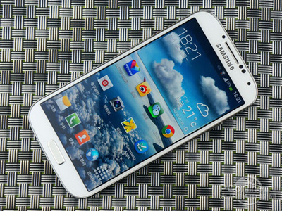 ����GALAXY S4 i9500������Exynos 5410 �p�ĺ�̎�������l��1638MHz